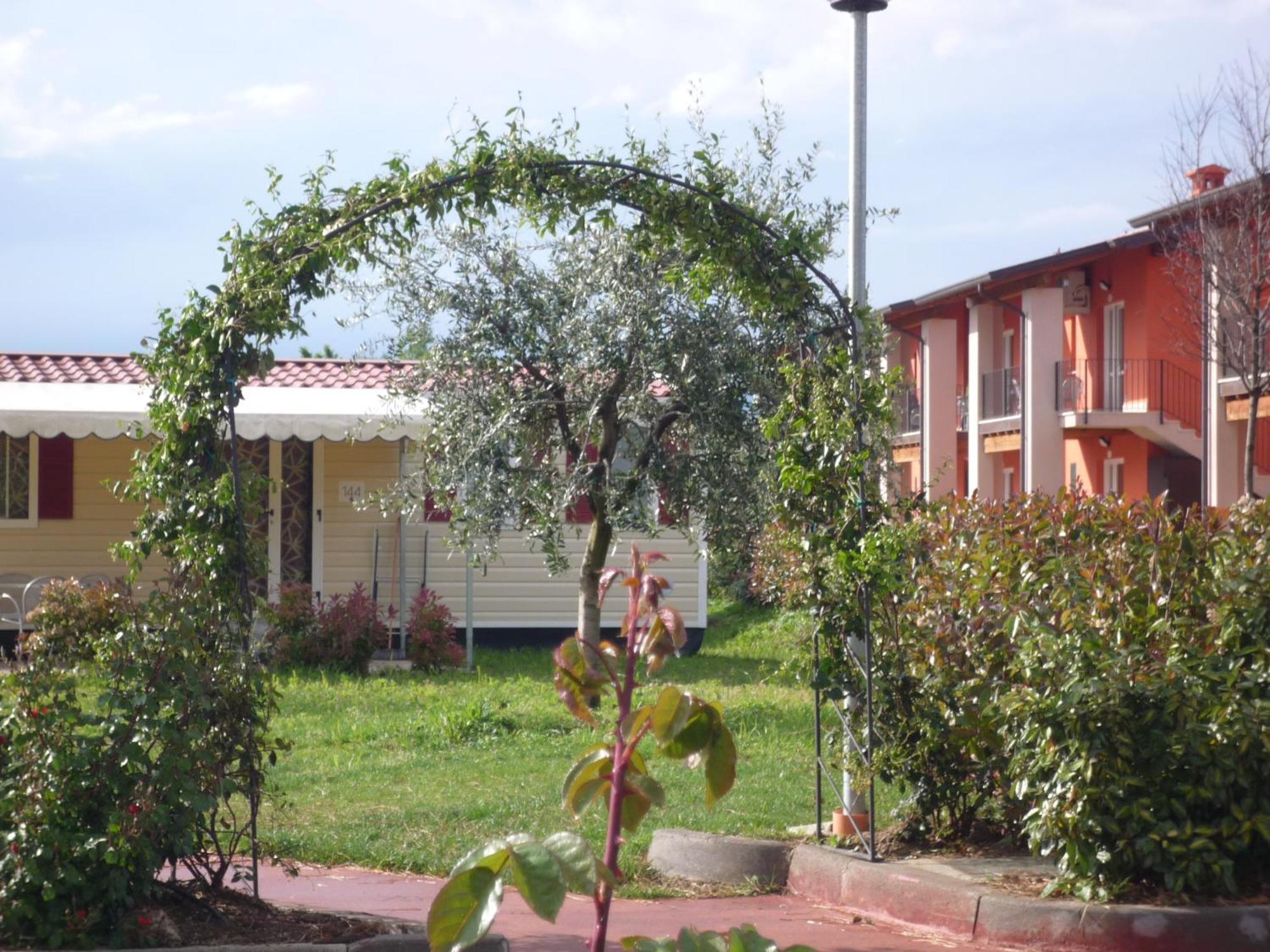 The Garda Village Sirmione Exterior foto